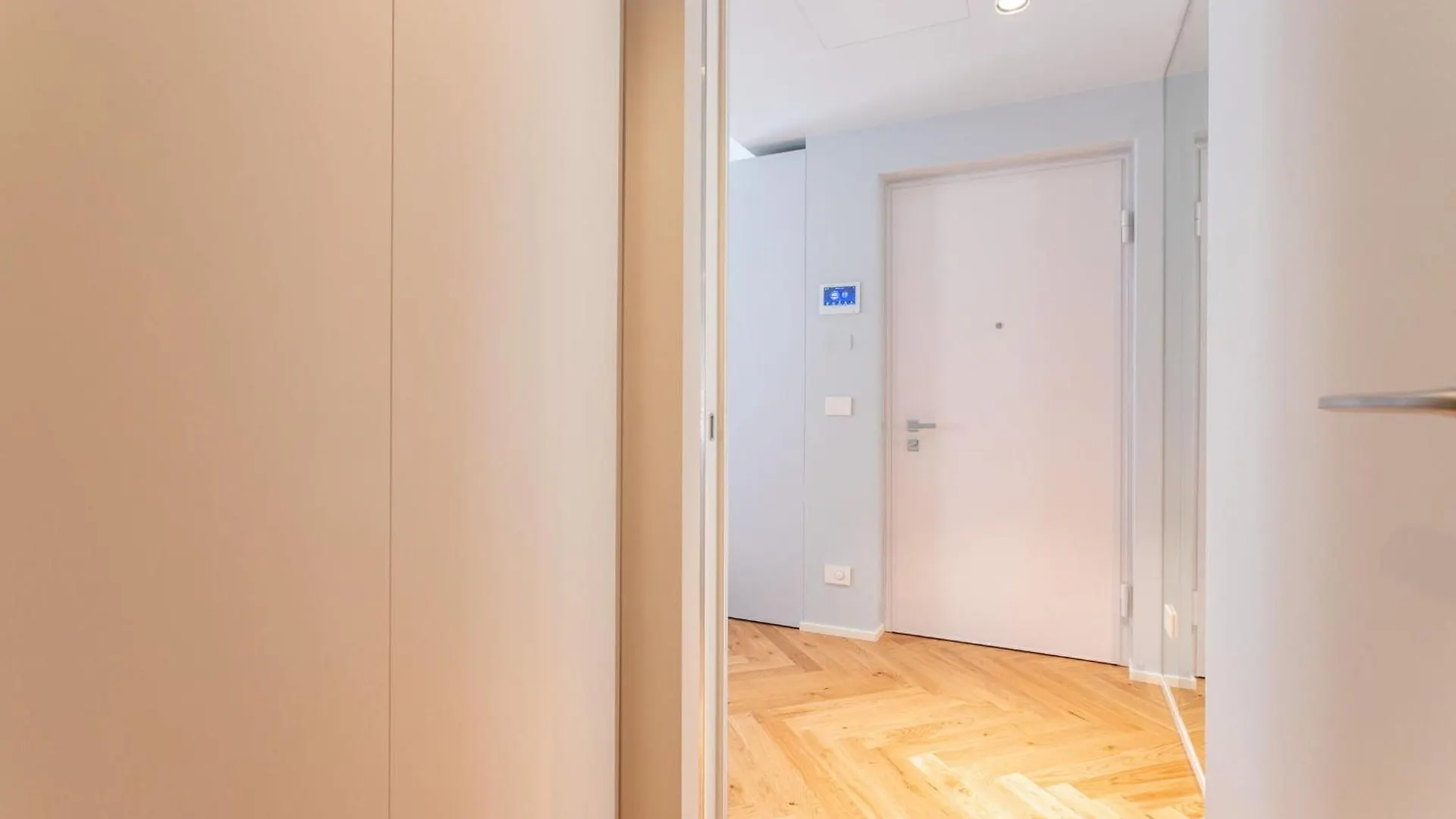 Apartment Crocetta Living By Halldis Mailand Italien