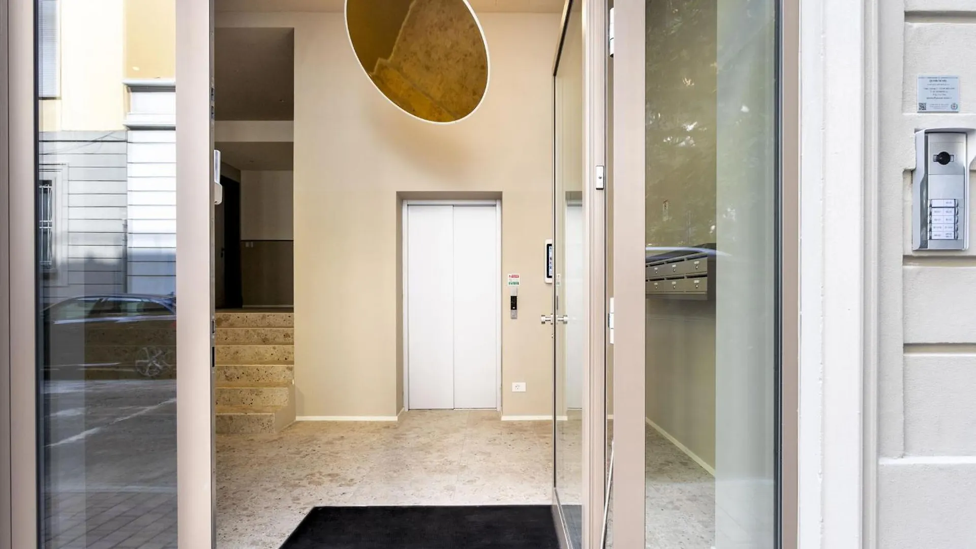 Crocetta Living By Halldis Mailand Apartment