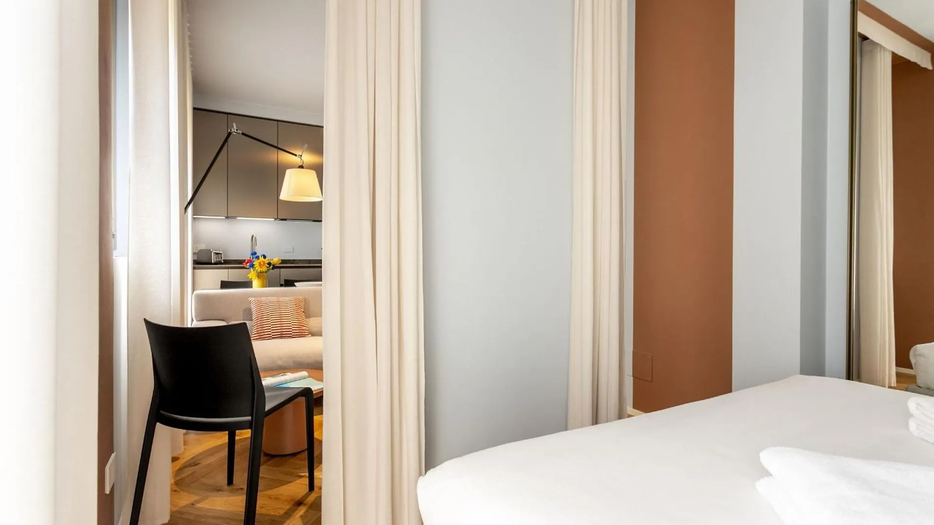 Crocetta Living By Halldis Milan Italy
