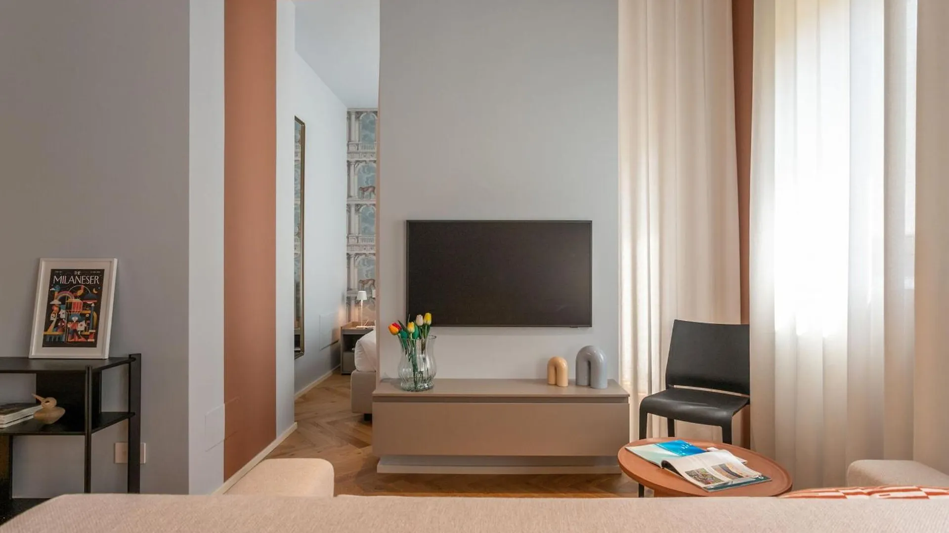 Crocetta Living By Halldis Milan Apartment