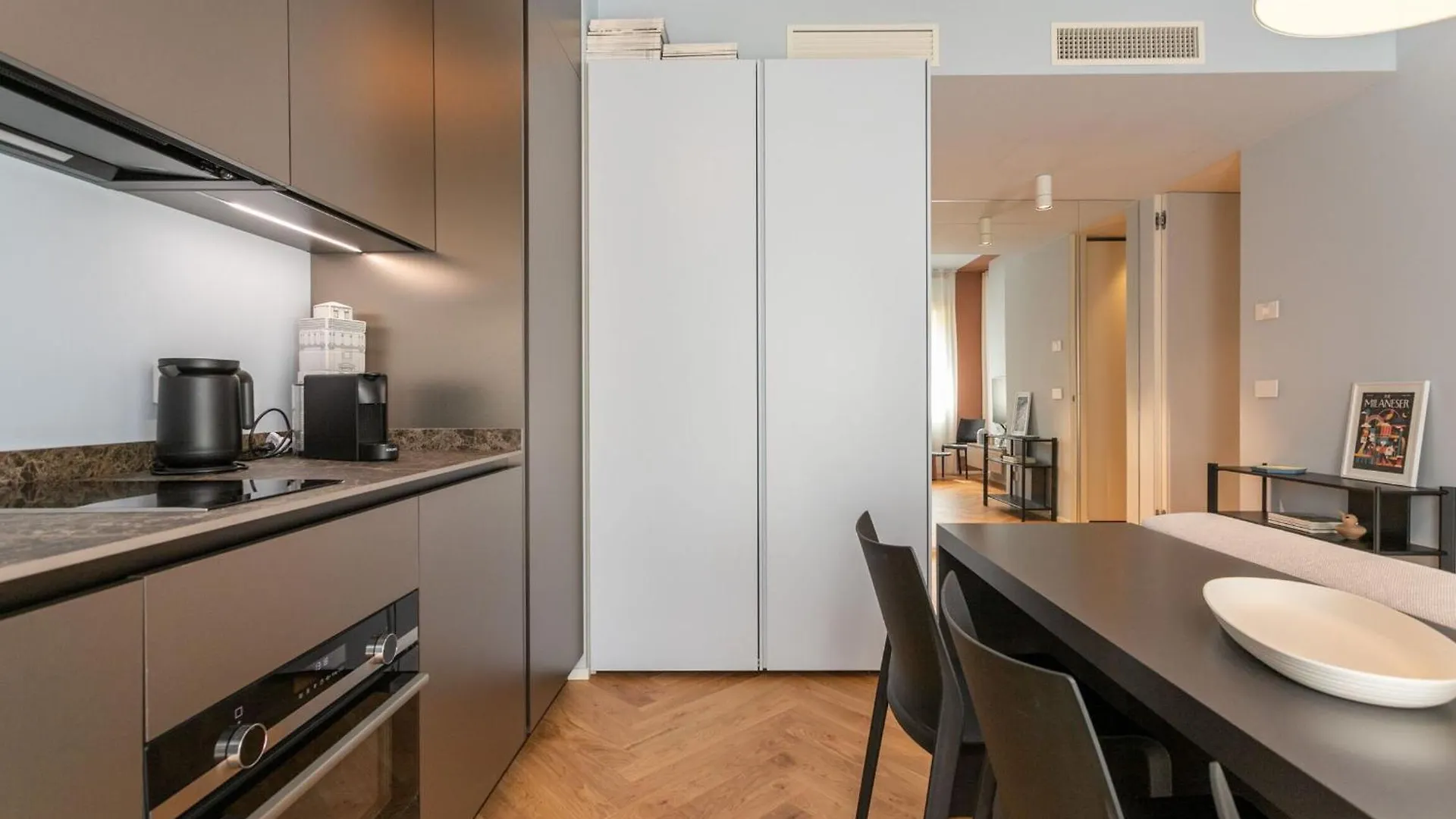 Crocetta Living By Halldis Milan Apartment